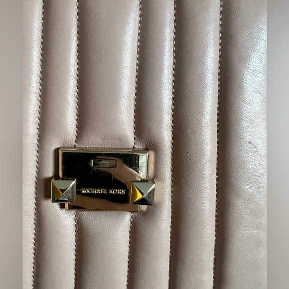 Michael Kors Whitney Quilted Backpack - Picture 7 of 10
